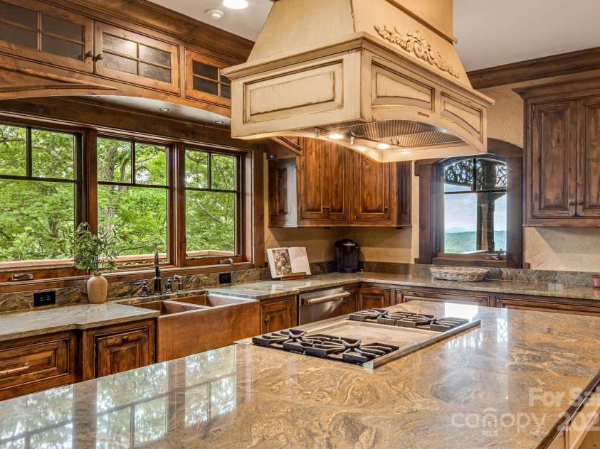 159 Adirondack Drive, Boone, NC 28607.  MLS# CAR4289744, YatesRealty ID 30835. 