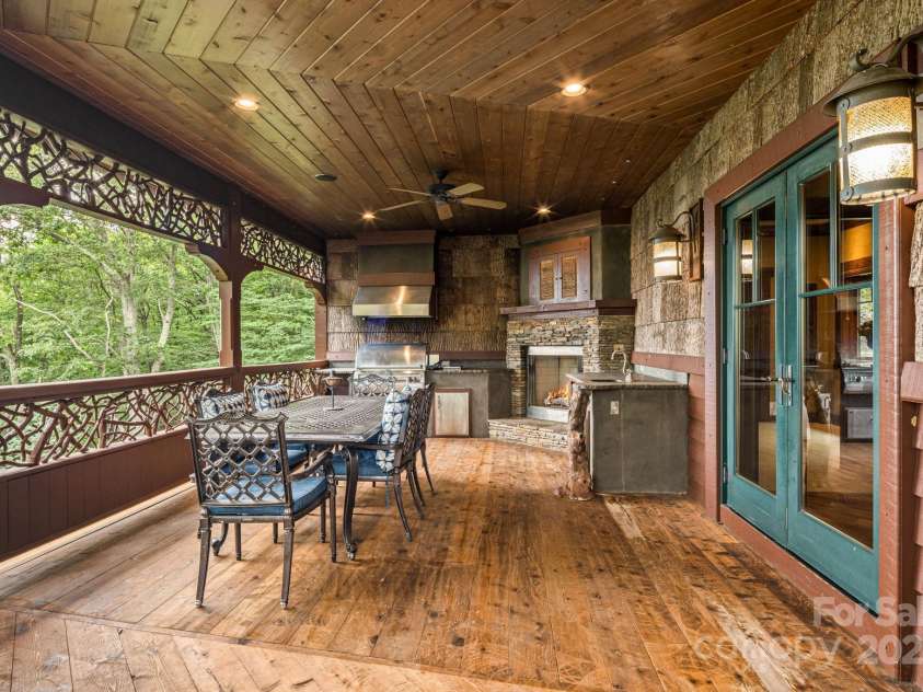 159 Adirondack Drive, Boone, NC 28607.  MLS# CAR4289744, YatesRealty ID 30835. 