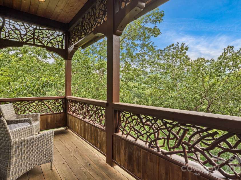 159 Adirondack Drive, Boone, NC 28607.  MLS# CAR4289744, YatesRealty ID 30835. 