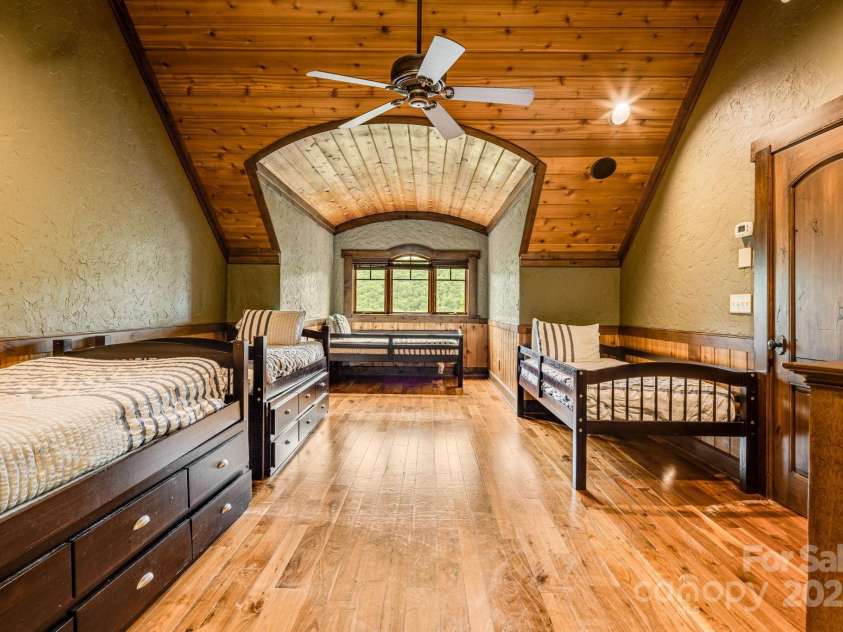 159 Adirondack Drive, Boone, NC 28607.  MLS# CAR4289744, YatesRealty ID 30835. 