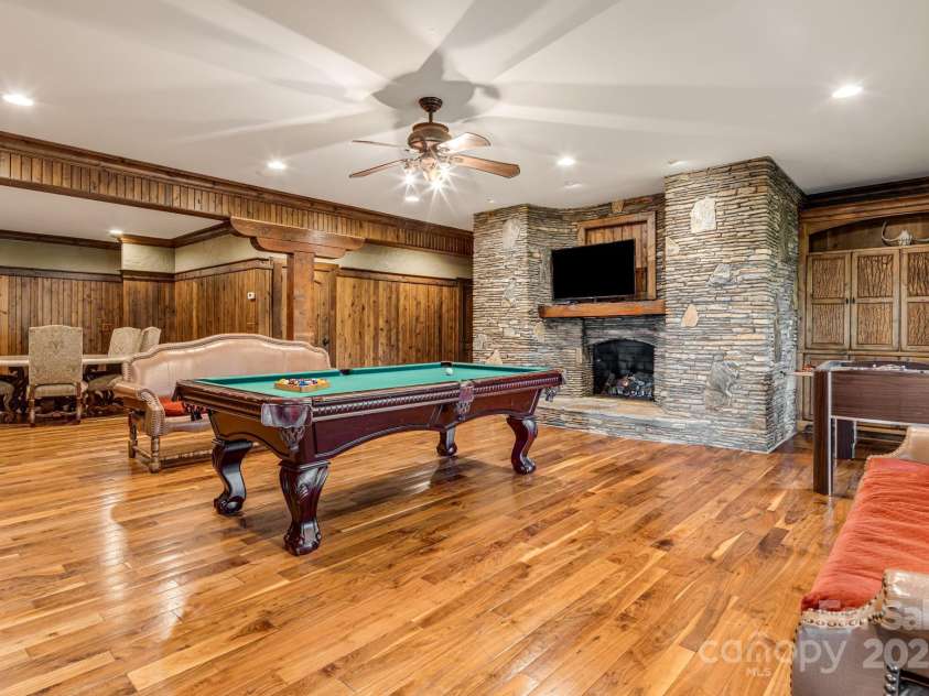 159 Adirondack Drive, Boone, NC 28607.  MLS# CAR4289744, YatesRealty ID 30835. 