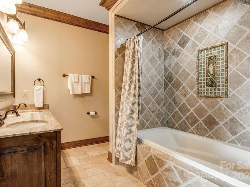 159 Adirondack Drive, Boone, NC 28607.  MLS# CAR4289744, YatesRealty ID 30835. 