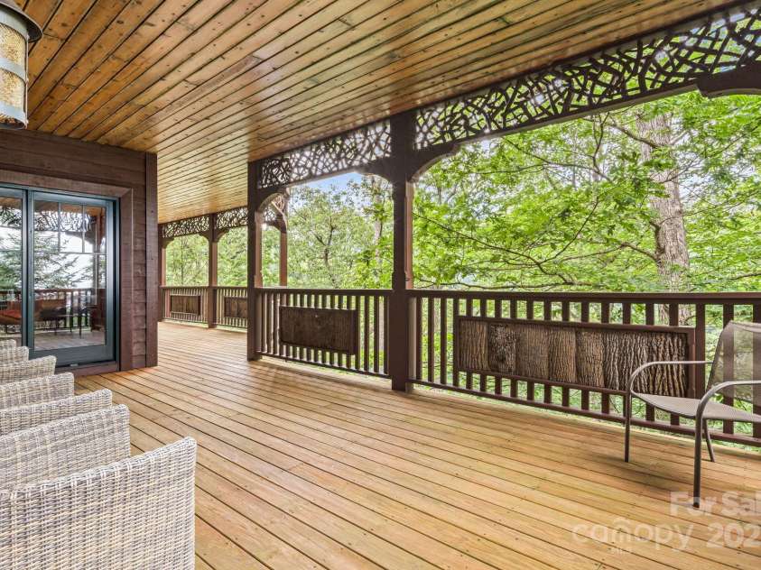 159 Adirondack Drive, Boone, NC 28607.  MLS# CAR4289744, YatesRealty ID 30835. 