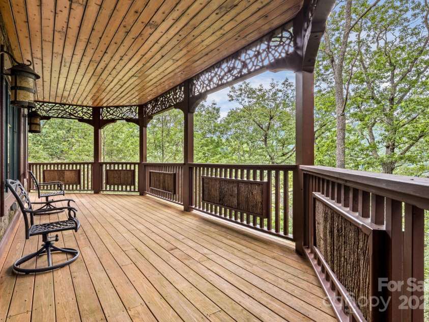 159 Adirondack Drive, Boone, NC 28607.  MLS# CAR4289744, YatesRealty ID 30835. 