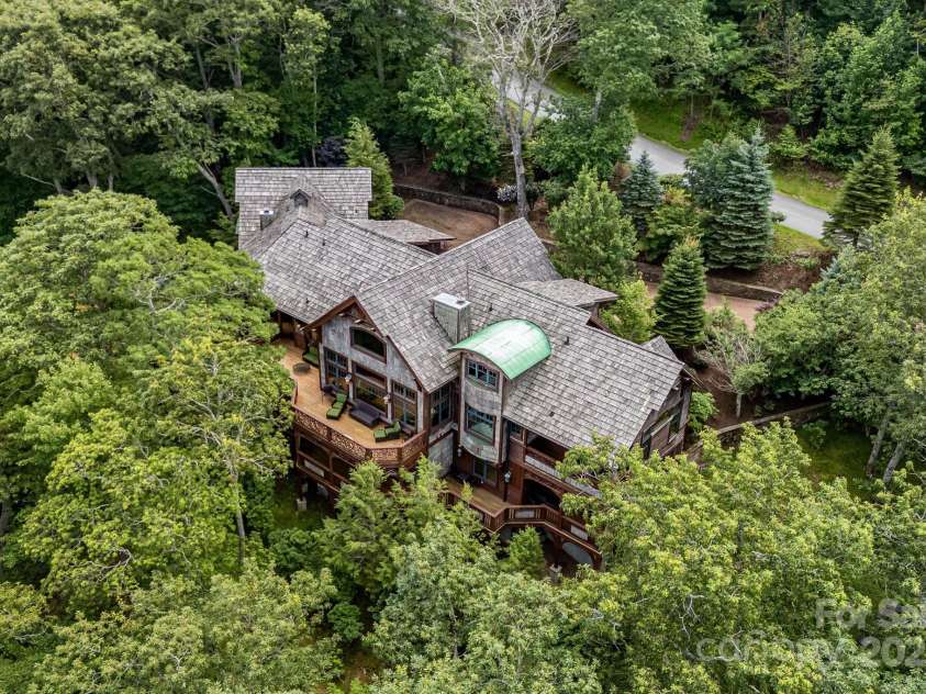 159 Adirondack Drive, Boone, NC 28607.  MLS# CAR4289744, YatesRealty ID 30835. 
