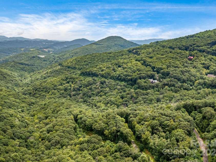 159 Adirondack Drive, Boone, NC 28607.  MLS# CAR4289744, YatesRealty ID 30835. 