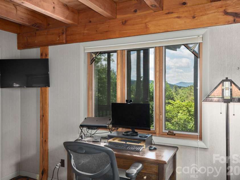 107 Buffalo Trail, Asheville, NC 28805.  MLS# CAR4374645, YatesRealty ID 30836. 