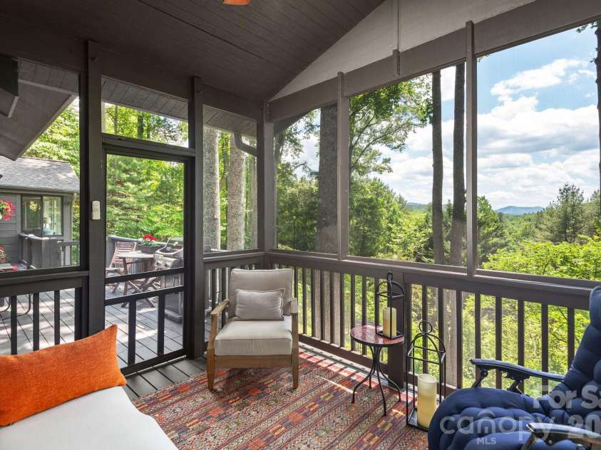 107 Buffalo Trail, Asheville, NC 28805.  MLS# CAR4374645, YatesRealty ID 30836. Screened Porch