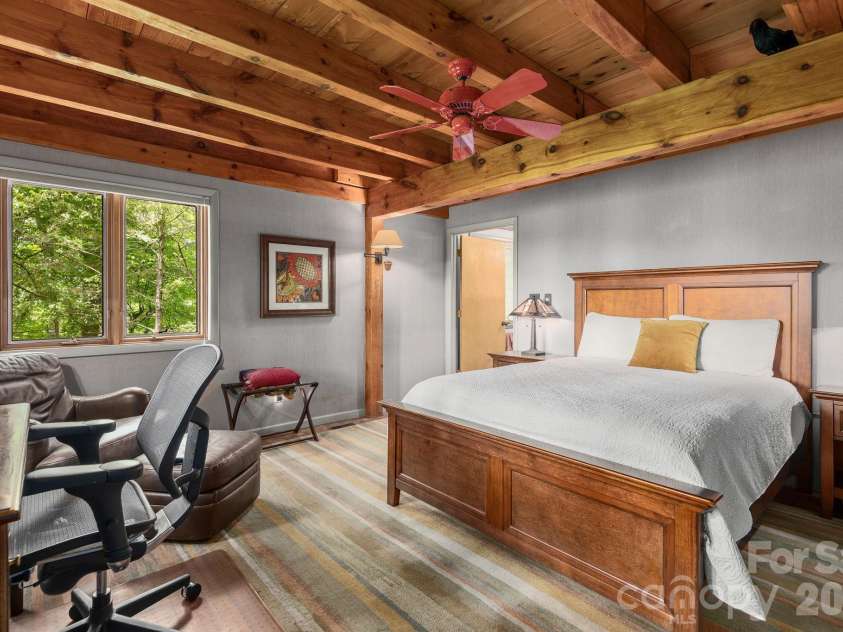 107 Buffalo Trail, Asheville, NC 28805.  MLS# CAR4374645, YatesRealty ID 30836. Second Bedroom on main