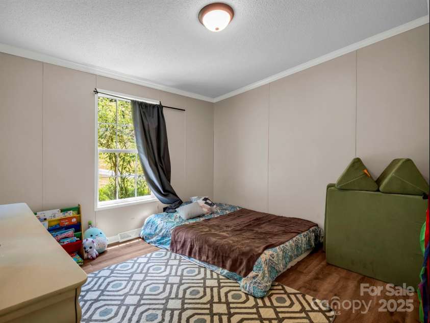 174 Danielle Drive, Penrose, NC 28766.  MLS# CAR4289768, YatesRealty ID 30836. 