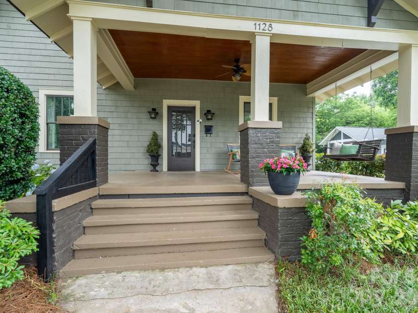 1128 35th Street, Charlotte, NC 28205.  MLS# CAR4390409, YatesRealty ID 30837. 