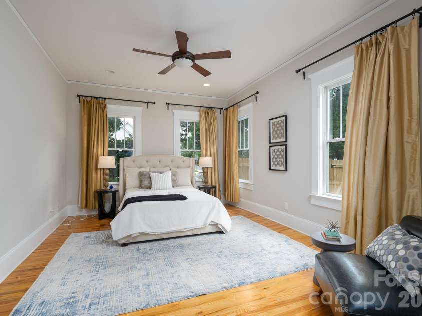 1128 35th Street, Charlotte, NC 28205.  MLS# CAR4390409, YatesRealty ID 30837. 