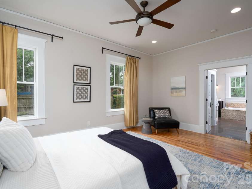 1128 35th Street, Charlotte, NC 28205.  MLS# CAR4390409, YatesRealty ID 30837. 