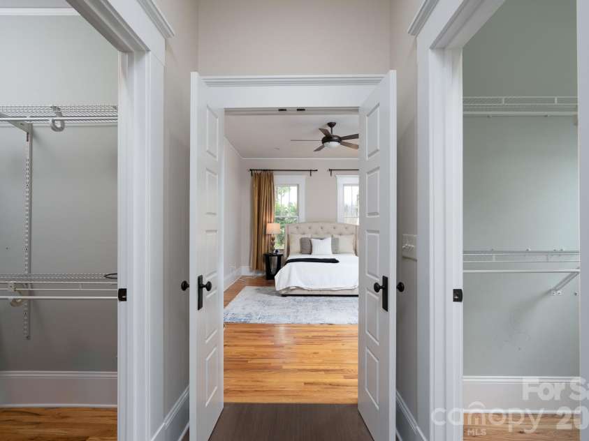 1128 35th Street, Charlotte, NC 28205.  MLS# CAR4390409, YatesRealty ID 30837. 