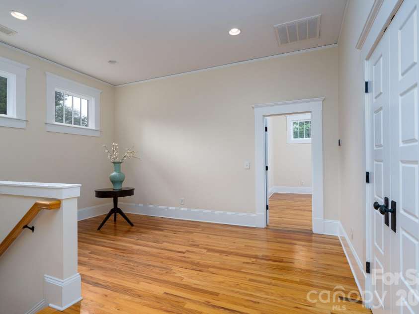 1128 35th Street, Charlotte, NC 28205.  MLS# CAR4390409, YatesRealty ID 30837. 