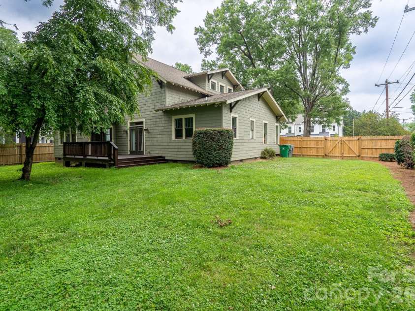 1128 35th Street, Charlotte, NC 28205.  MLS# CAR4390409, YatesRealty ID 30837. 