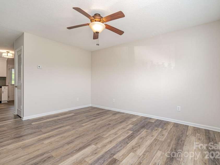 434 Stoneycreek Lane, Rock Hill, SC 29730.  MLS# CAR4279345, YatesRealty ID 30837. 