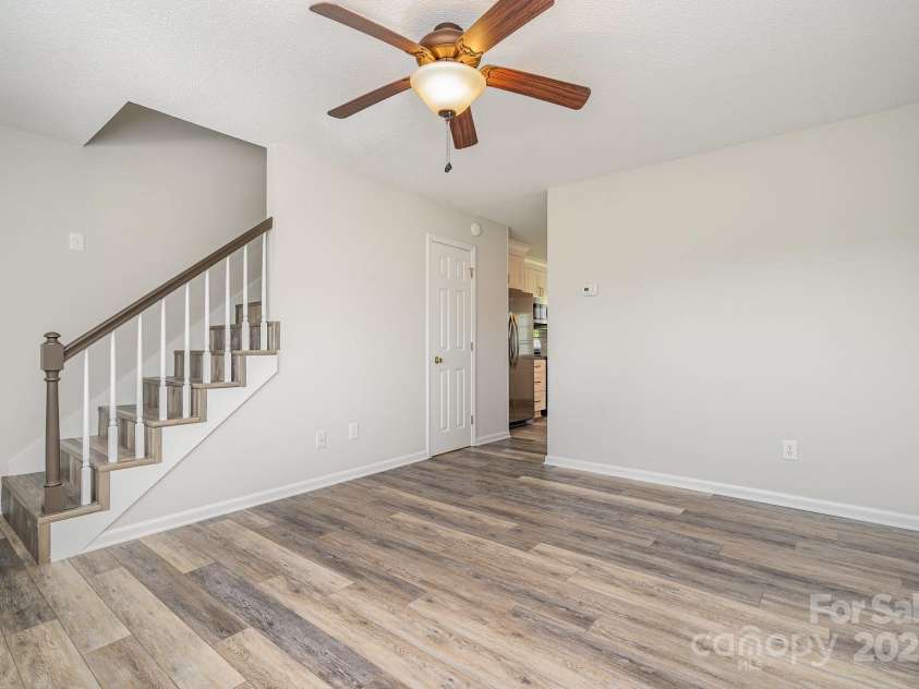 434 Stoneycreek Lane, Rock Hill, SC 29730.  MLS# CAR4279345, YatesRealty ID 30837. 