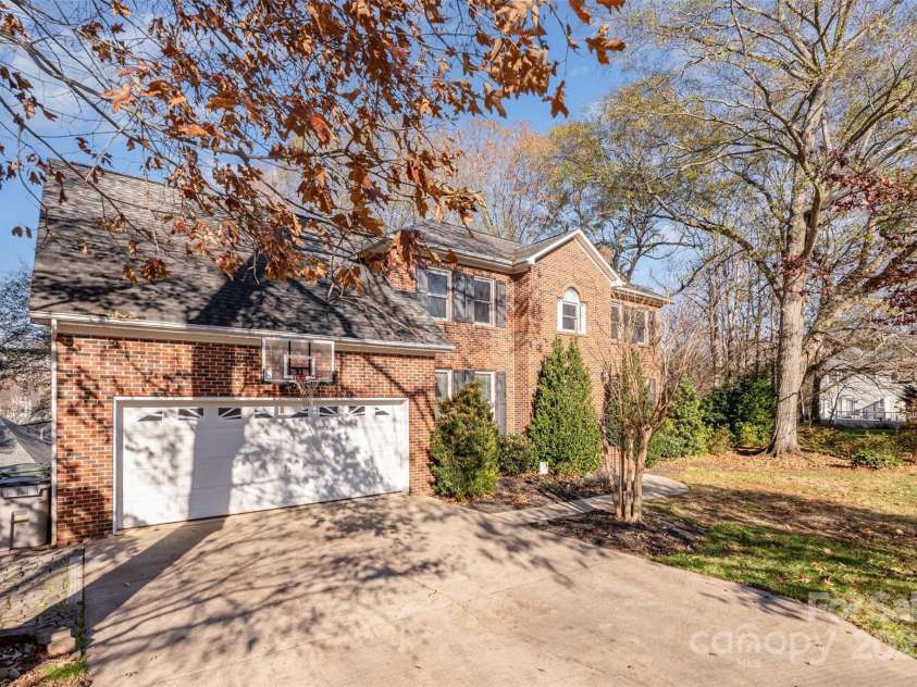 2640 Petersburg Court, Gastonia, NC 28056.  MLS# CAR4327376, YatesRealty ID 30838. 