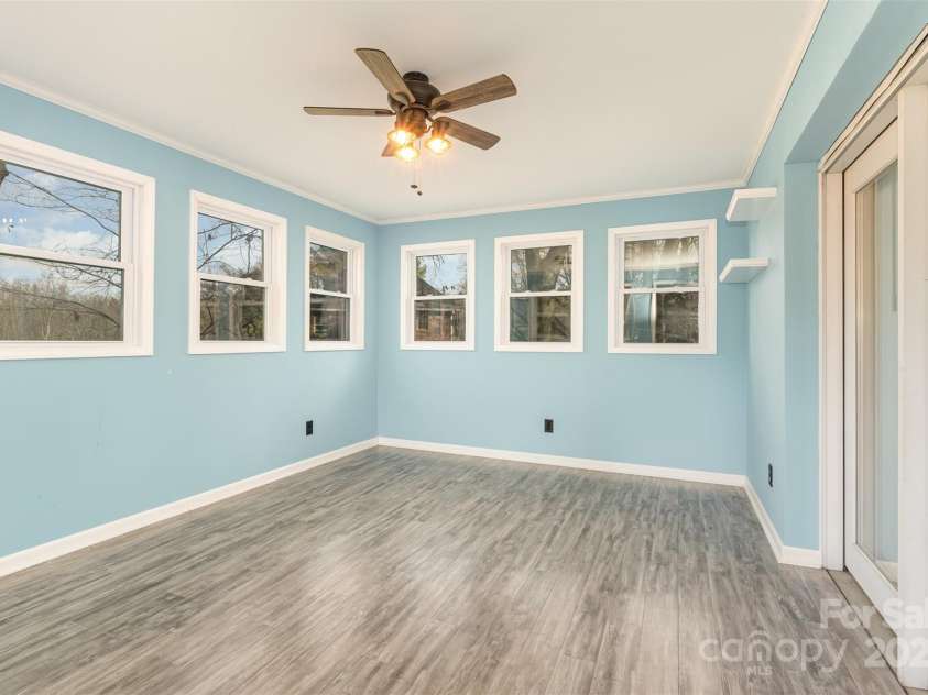 2640 Petersburg Court, Gastonia, NC 28056.  MLS# CAR4327376, YatesRealty ID 30838. SUNROOM
