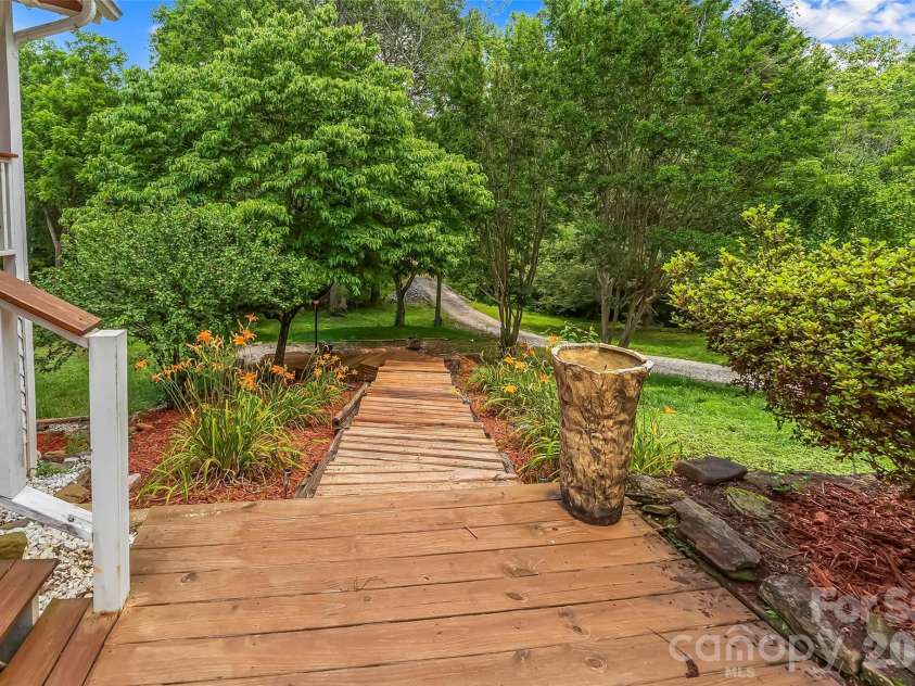 72 Paradise Lane, Old Fort, NC 28762.  MLS# CAR4393991, YatesRealty ID 30838. 