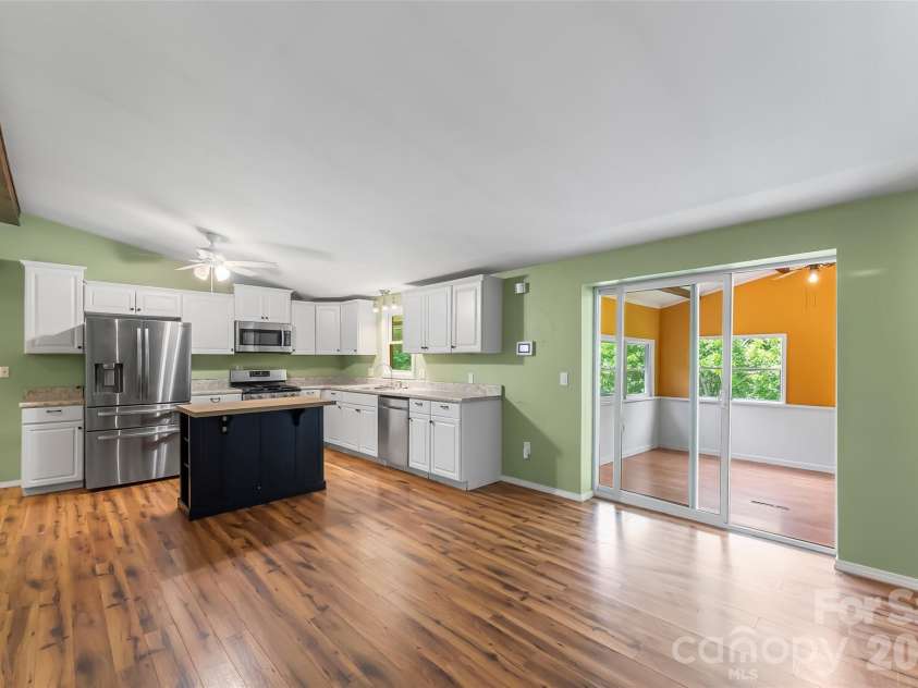 72 Paradise Lane, Old Fort, NC 28762.  MLS# CAR4393991, YatesRealty ID 30838. 
