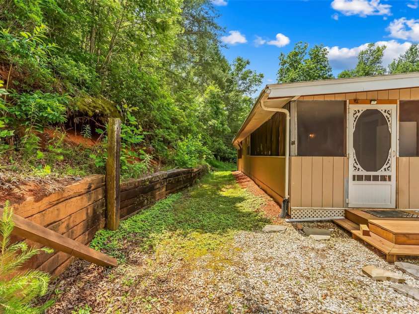 72 Paradise Lane, Old Fort, NC 28762.  MLS# CAR4393991, YatesRealty ID 30838. 