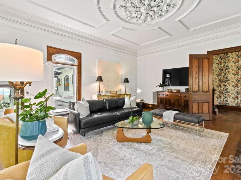 196 & 204 Lawson Street, Hot Springs, NC 28743.  MLS# CAR4286728, YatesRealty ID 30839. 