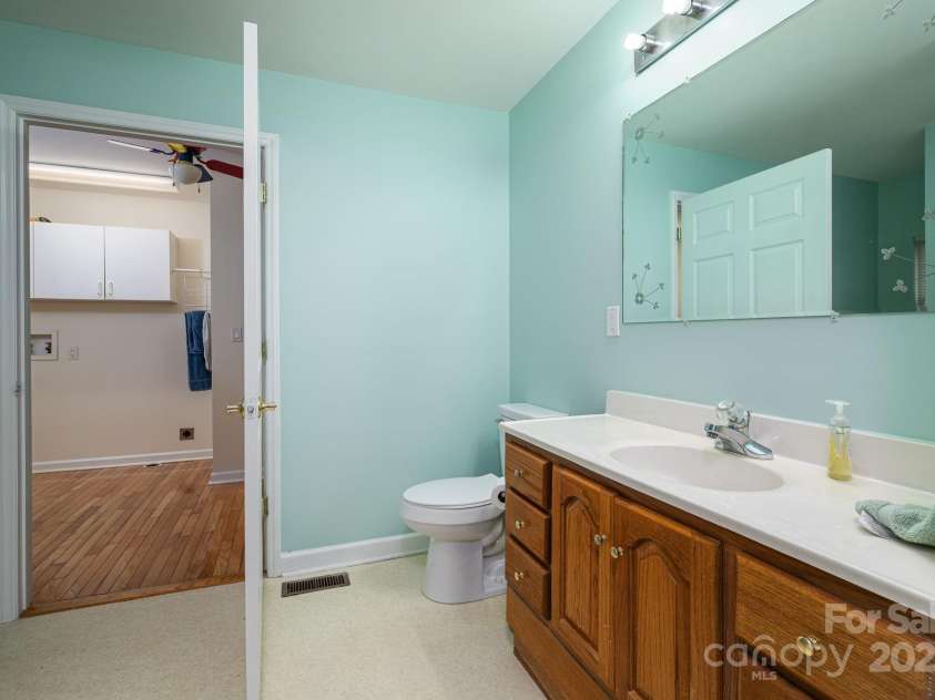 2541 Grandview Circle, Lenoir, NC 28645.  MLS# CAR4330860, YatesRealty ID 3084. 