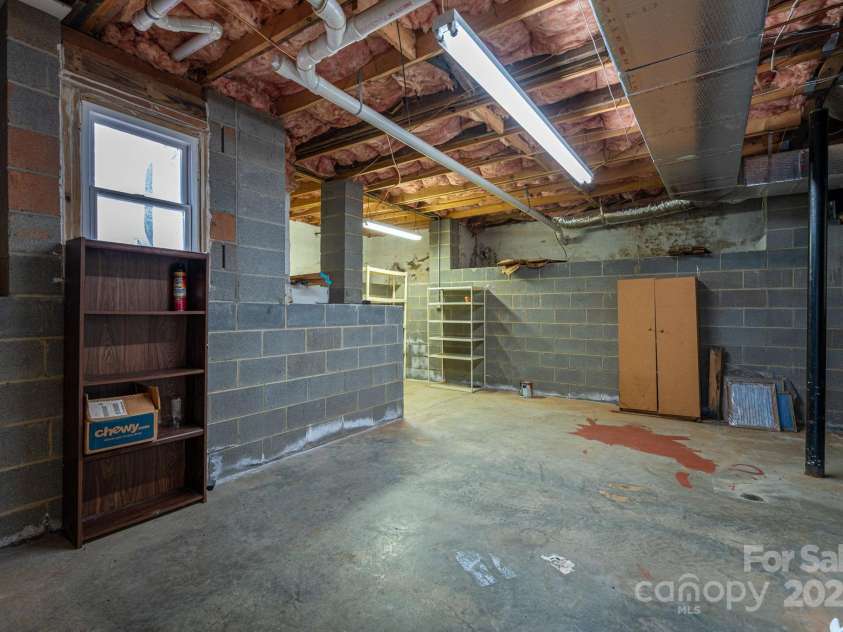 2541 Grandview Circle, Lenoir, NC 28645.  MLS# CAR4330860, YatesRealty ID 3084. 