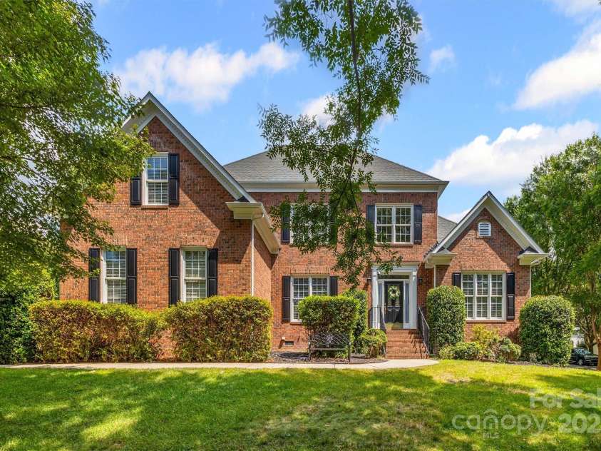 3052 River Bend Drive, Tega Cay, SC 29708.  MLS# CAR4286293, YatesRealty ID 30840. 