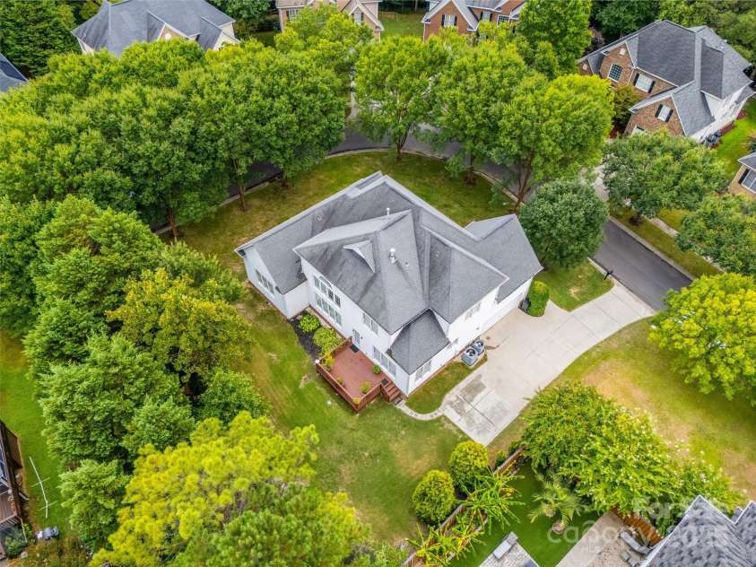 3052 River Bend Drive, Tega Cay, SC 29708.  MLS# CAR4286293, YatesRealty ID 30840. 