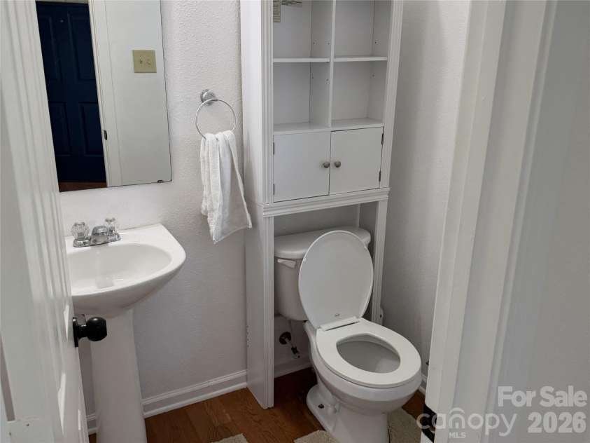 6445 Matlea Court, Charlotte, NC 28215.  MLS# CAR4385744, YatesRealty ID 30840. Half bathroom