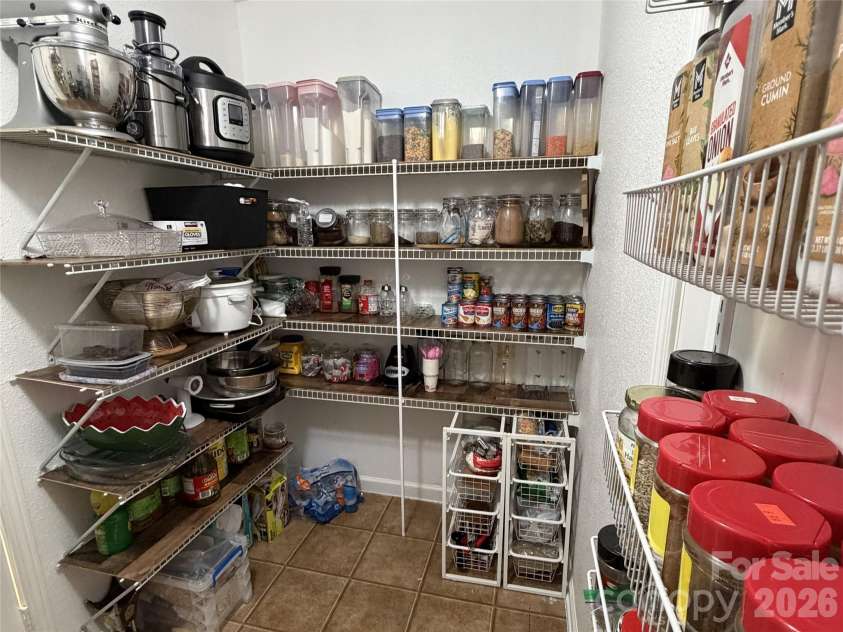 6445 Matlea Court, Charlotte, NC 28215.  MLS# CAR4385744, YatesRealty ID 30840. Walk-In Pantry