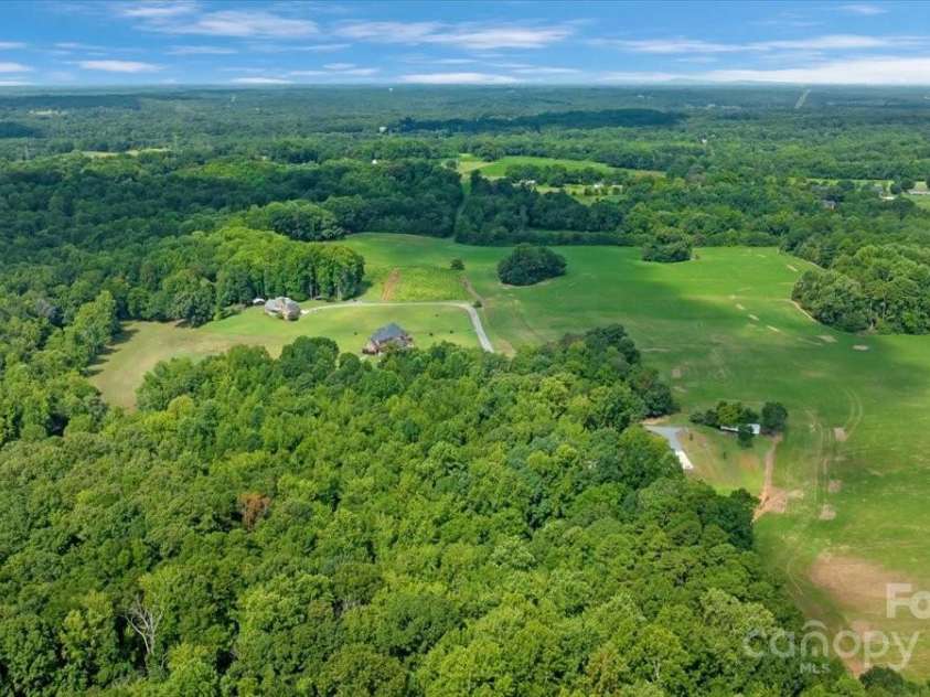 6872 Buttercup Lane, Kannapolis, NC 28081.  MLS# CAR4288576, YatesRealty ID 30842. 