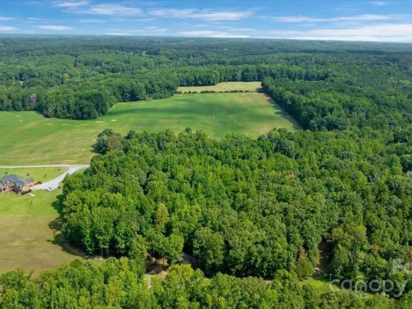 6872 Buttercup Lane, Kannapolis, NC 28081.  MLS# CAR4288576, YatesRealty ID 30842. 