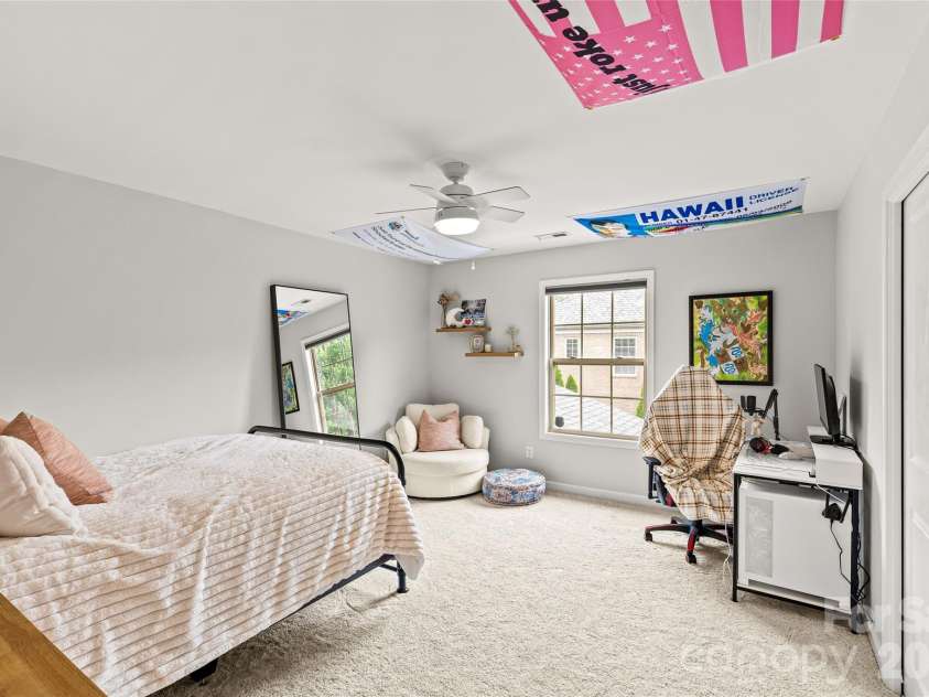 3207 Lakehurst Crossing, Matthews, NC 28104.  MLS# CAR4389517, YatesRealty ID 30843. Bedrooms #2