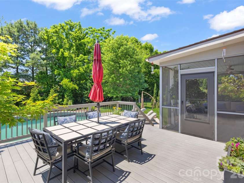 3207 Lakehurst Crossing, Matthews, NC 28104.  MLS# CAR4389517, YatesRealty ID 30843. Deck for grilling and entertaining