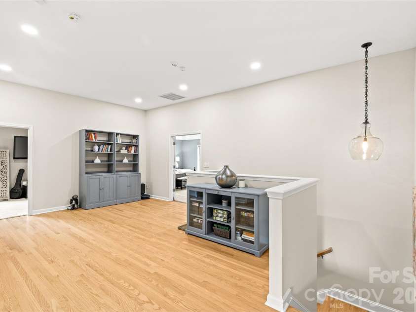 3207 Lakehurst Crossing, Matthews, NC 28104.  MLS# CAR4389517, YatesRealty ID 30843. Loft / Playroom