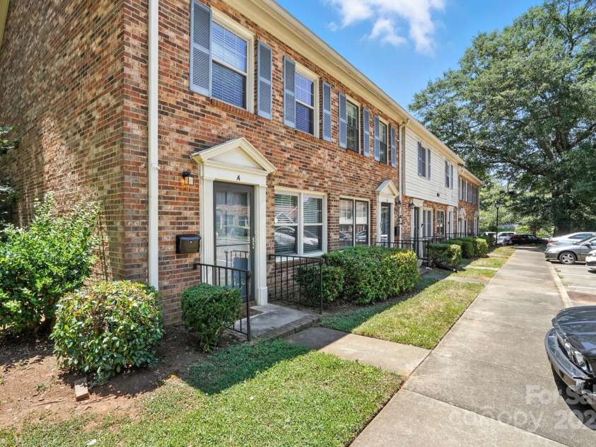 6440 Old Pineville Road, Charlotte, NC 28217.  MLS# CAR4283864, YatesRealty ID 30844. 
