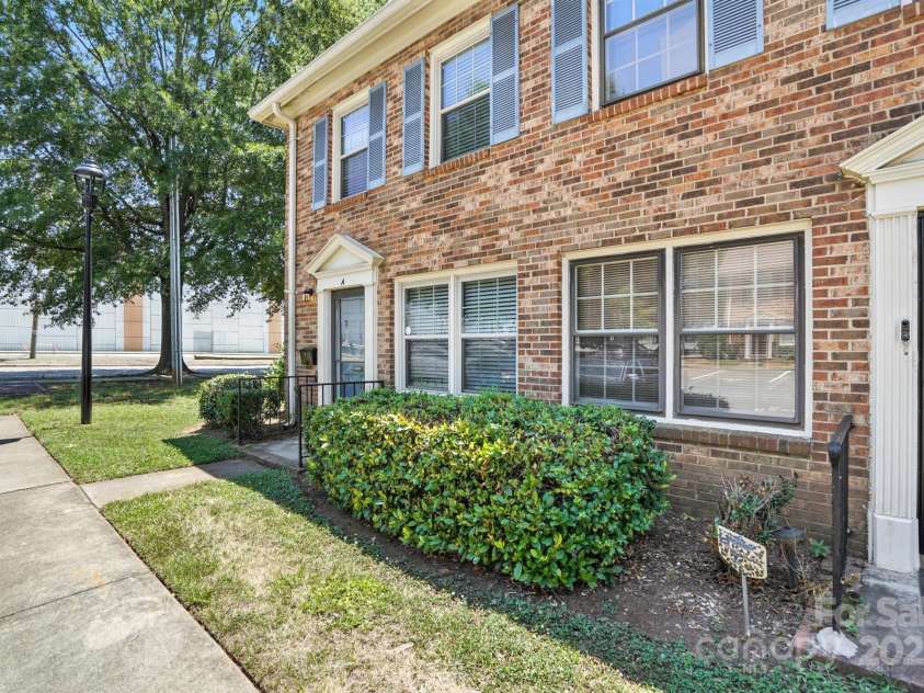 6440 Old Pineville Road, Charlotte, NC 28217.  MLS# CAR4283864, YatesRealty ID 30844. 