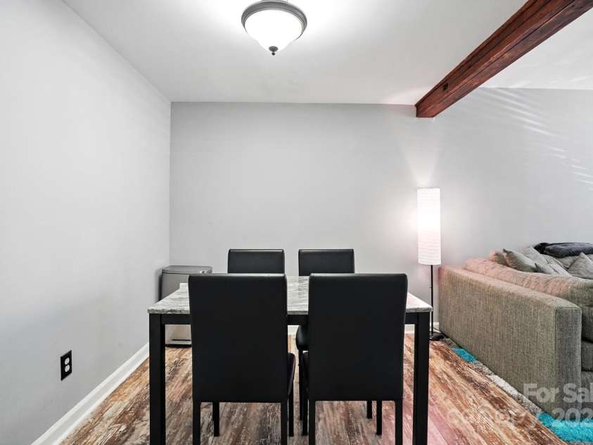 6440 Old Pineville Road, Charlotte, NC 28217.  MLS# CAR4283864, YatesRealty ID 30844. 