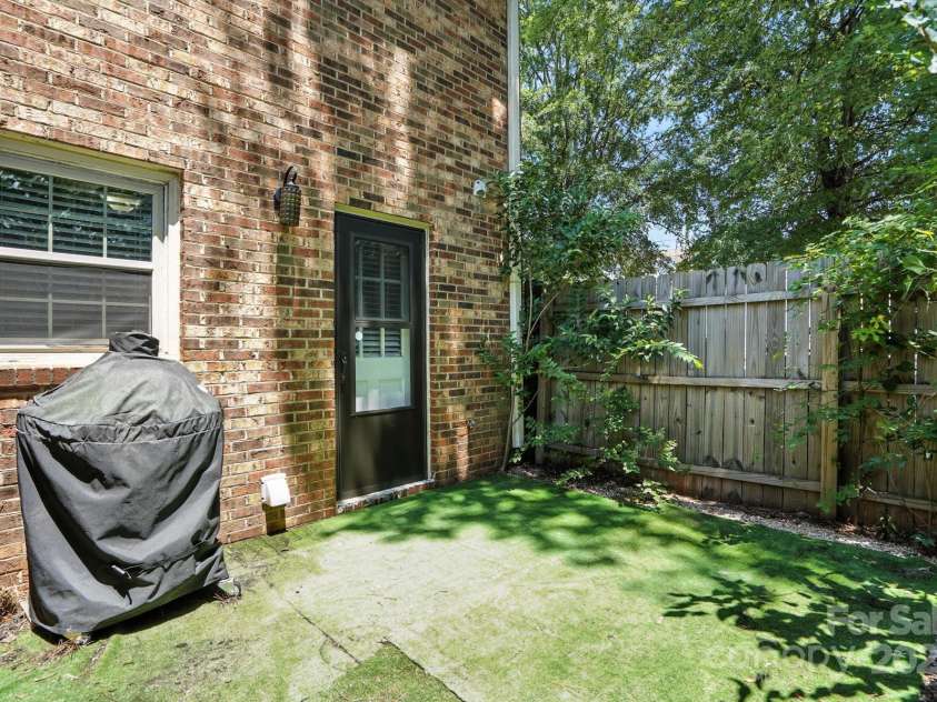 6440 Old Pineville Road, Charlotte, NC 28217.  MLS# CAR4283864, YatesRealty ID 30844. 