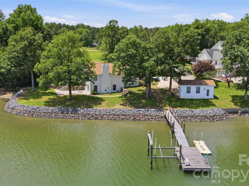 1751 Aragon Beach Road, Rock Hill, SC 29732.  MLS# CAR4387186, YatesRealty ID 30845. 