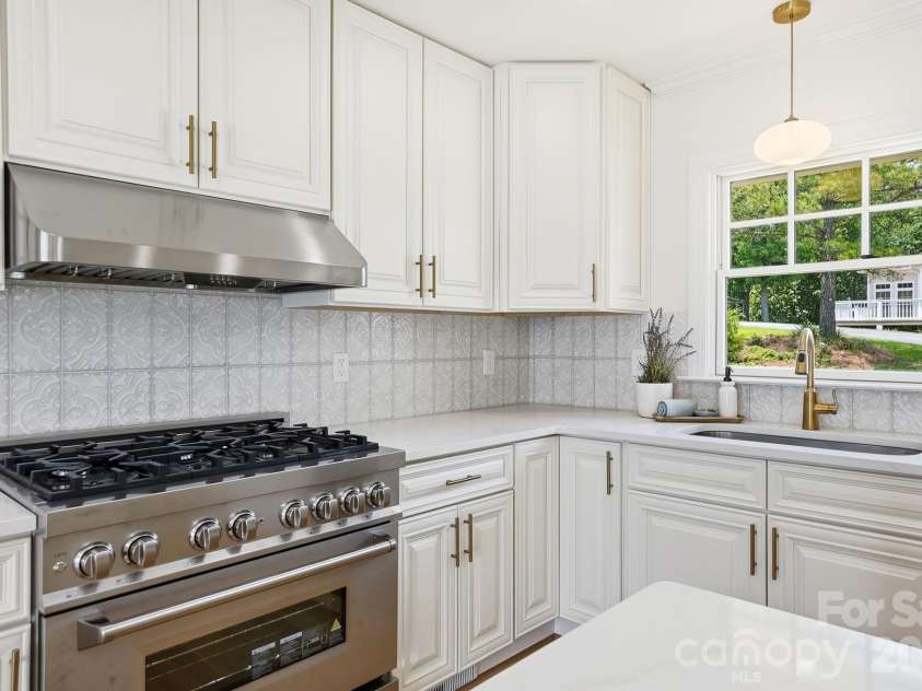 1751 Aragon Beach Road, Rock Hill, SC 29732.  MLS# CAR4387186, YatesRealty ID 30845. 