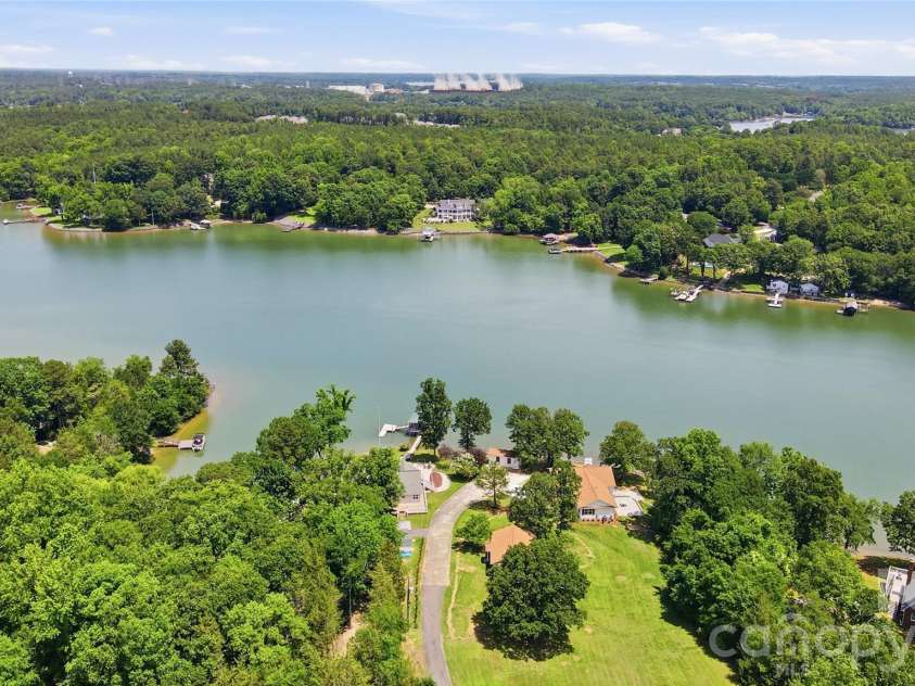 1751 Aragon Beach Road, Rock Hill, SC 29732.  MLS# CAR4387186, YatesRealty ID 30845. 