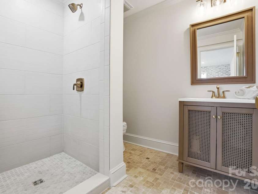 1751 Aragon Beach Road, Rock Hill, SC 29732.  MLS# CAR4387186, YatesRealty ID 30845. Full bath