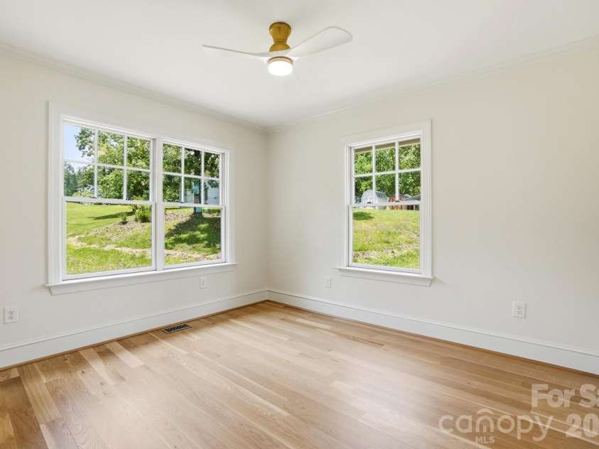 1751 Aragon Beach Road, Rock Hill, SC 29732.  MLS# CAR4387186, YatesRealty ID 30845. Secondary bedroom