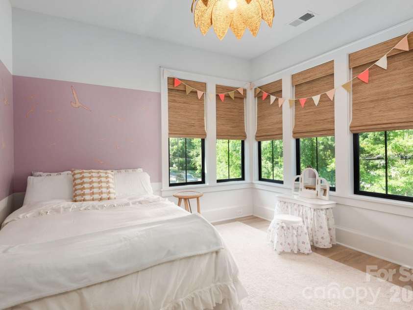 3020 Whiting Avenue, Charlotte, NC 28205.  MLS# CAR4390928, YatesRealty ID 30846. 