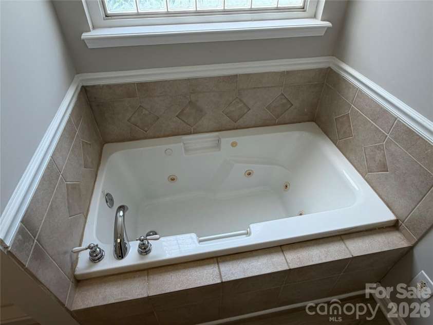 3930 Ashland Drive, Maiden, NC 28650.  MLS# CAR4392882, YatesRealty ID 30847. 